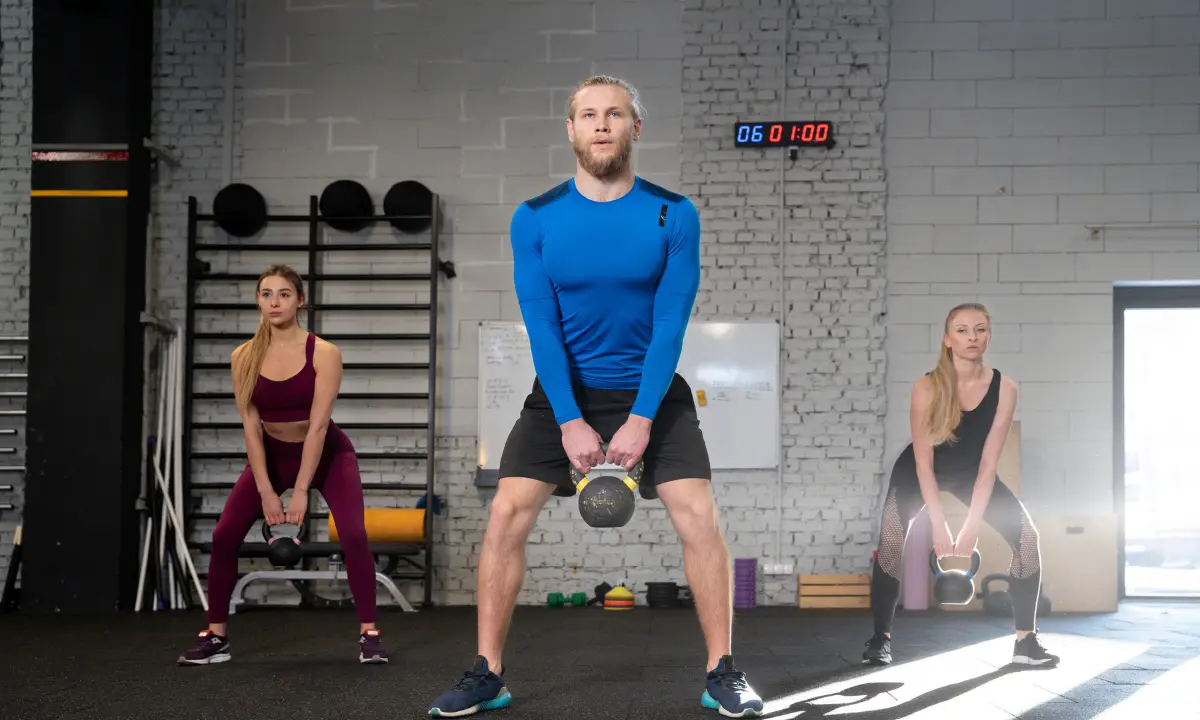 Functional Training vs Traditional Bodybuilding: Which is Better for Your Goals?